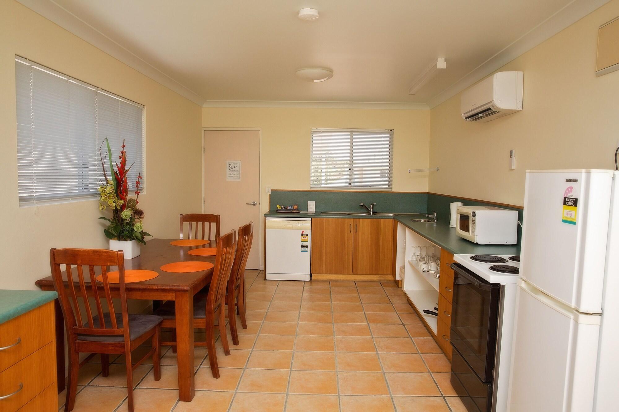 White Lace Motor Inn Mackay Dış mekan fotoğraf