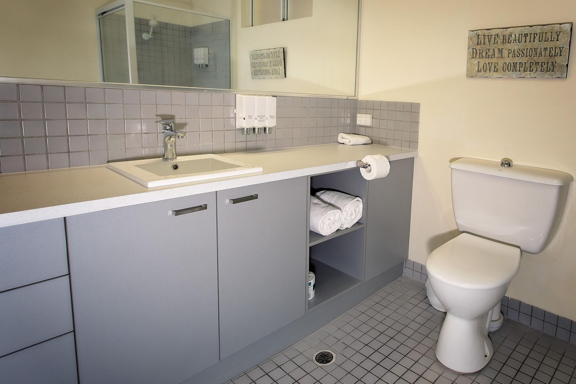 White Lace Motor Inn Mackay Dış mekan fotoğraf